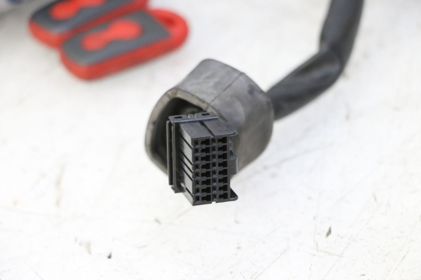 photo de FAIXA DE CABOS YAMAHA XJ6 ABS 600 (2008 - 2016) - Estrutura - ampliação