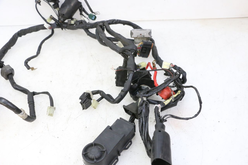photo de FAIXA DE CABOS YAMAHA XJ6 ABS 600 (2008 - 2016) - Outro ângulo de visão