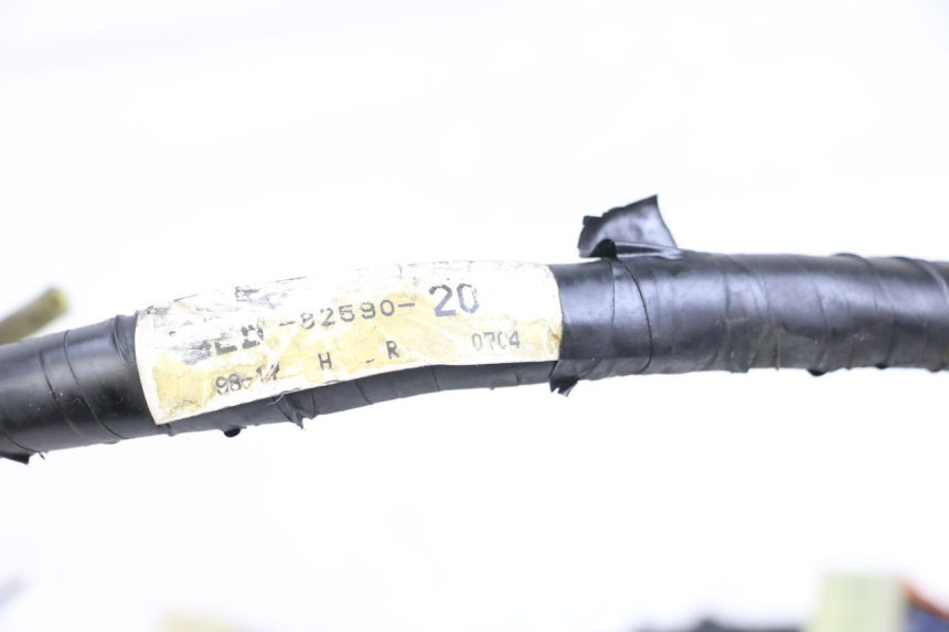 photo de FAIXA DE CABOS YAMAHA XJS DIVERSION 600 (1997 - 1999) - Detalhe da peça