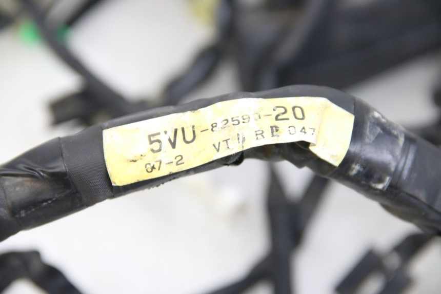 photo de FAIXA DE CABOS YAMAHA XP T-MAX TMAX 500 (2004 - 2007) - Detalhe da peça