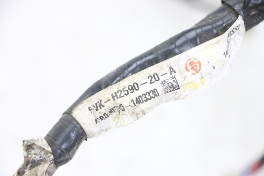 photo de FAIXA DE CABOS YAMAHA XT X 660 (2004 - 2016) - Detalhe da peça
