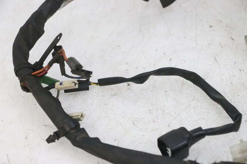 photo de FAIXA DE CABOS YAMAHA FZS FAZER 600 (2001 - 2003) - Detalhe da peça