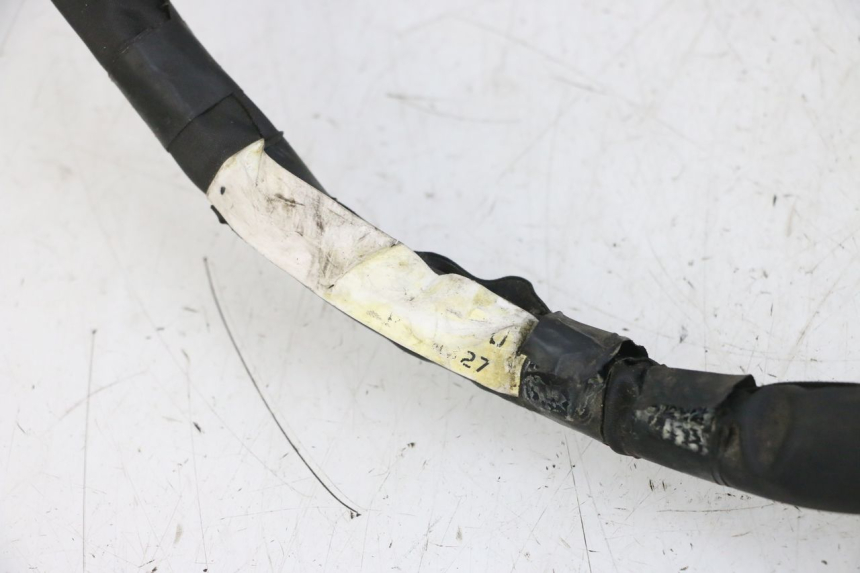 photo de FAIXA DE CABOS YAMAHA FZS FAZER 600 (2001 - 2003) - Pontos de fixação