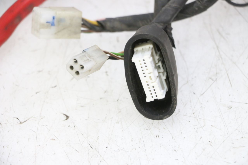 photo de FAIXA DE CABOS YAMAHA YP MAJESTY 125 (2007 - 2010) - Outro ângulo de visão