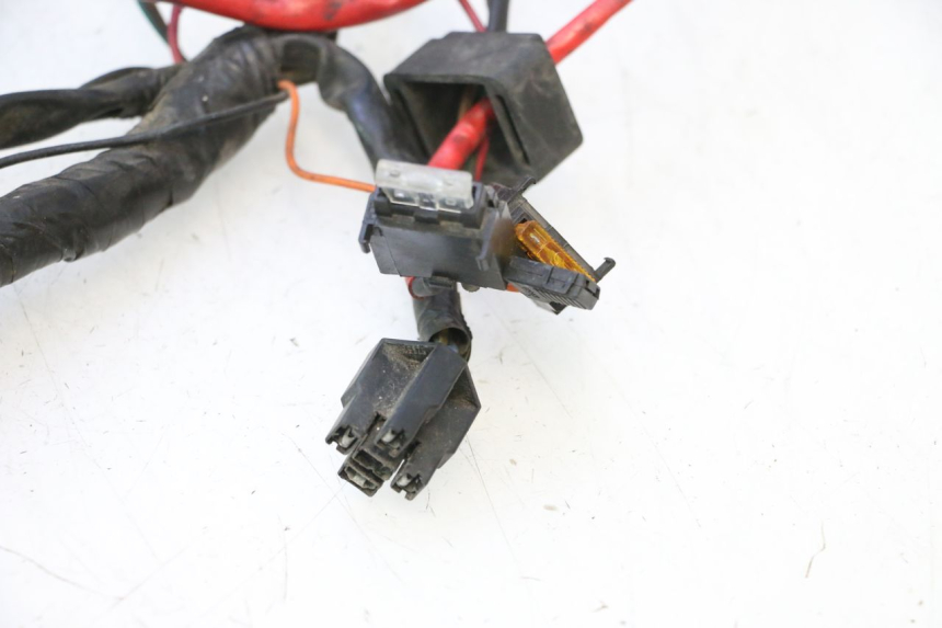 photo de FAIXA DE CABOS YAMAHA YP MAJESTY 125 (2007 - 2010) - Pontos de fixação