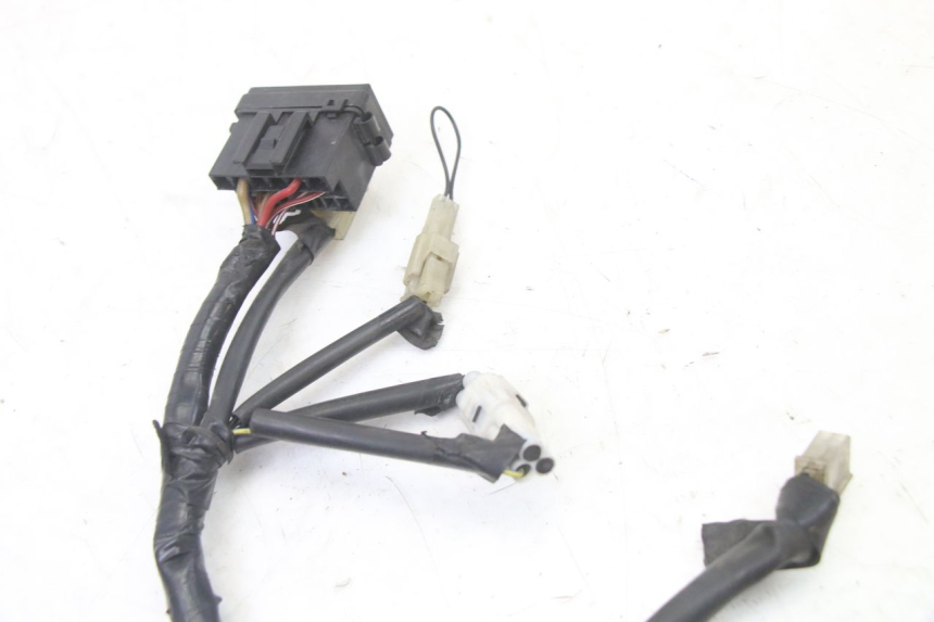photo de FAIXA DE CABOS YAMAHA YP X-MAX XMAX 400 (2014 - 2017) - Ampliação dos componentes