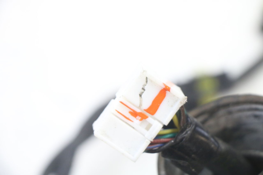 photo de FAIXA DE CABOS YAMAHA YP X-MAX XMAX 400 (2014 - 2017) - Inspeção visual
