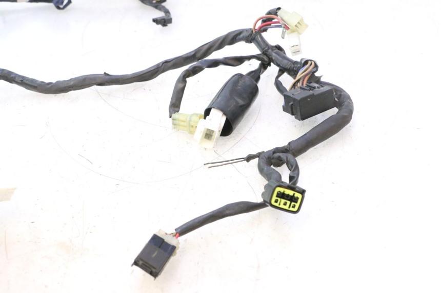 photo de FAIXA YAMAHA YZF R6 600 (2008 - 2009) - Detalhes característicos
