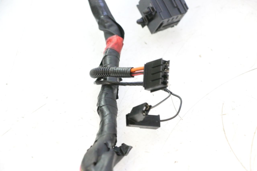 photo de FEIXE PIAGGIO ZIP IGET 4T 50 (2021 - 2023) - Inspeção visual