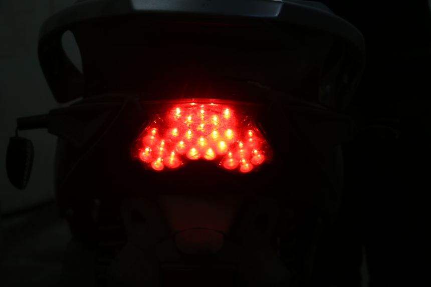 photo de Luz traseira QUADRO 3D S 350 (2013 - 2018) - Detalhe da peça