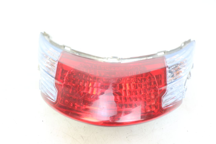 photo de Luz traseira KYMCO AGILITY 16+ 4T 50 (2018 - 2023) - Zoom do estado de desgaste