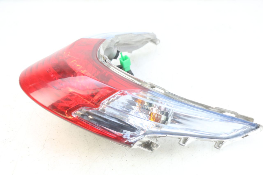 photo de Luz traseira KYMCO AGILITY 16+ 4T 50 (2018 - 2023) - Peça verificada
