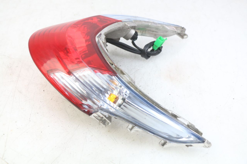 photo de Luz traseira KYMCO AGILITY 16+ 4T 50 (2018 - 2023) - Estado da superfície