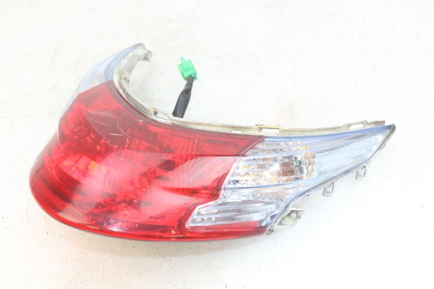 photo de Luz traseira KYMCO AGILITY 16+ 4T 50 (2018 - 2023) - Vista do produto