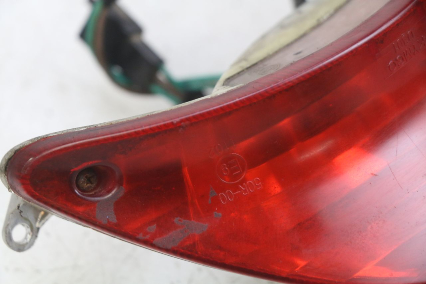 photo de Luz traseira KYMCO AGILITY 4T 50 (2005 - 2018) - Zoom do estado de desgaste