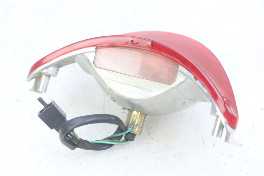 photo de Luz traseira KYMCO AGILITY 4T 50 (2005 - 2018) - Outro ângulo de visão