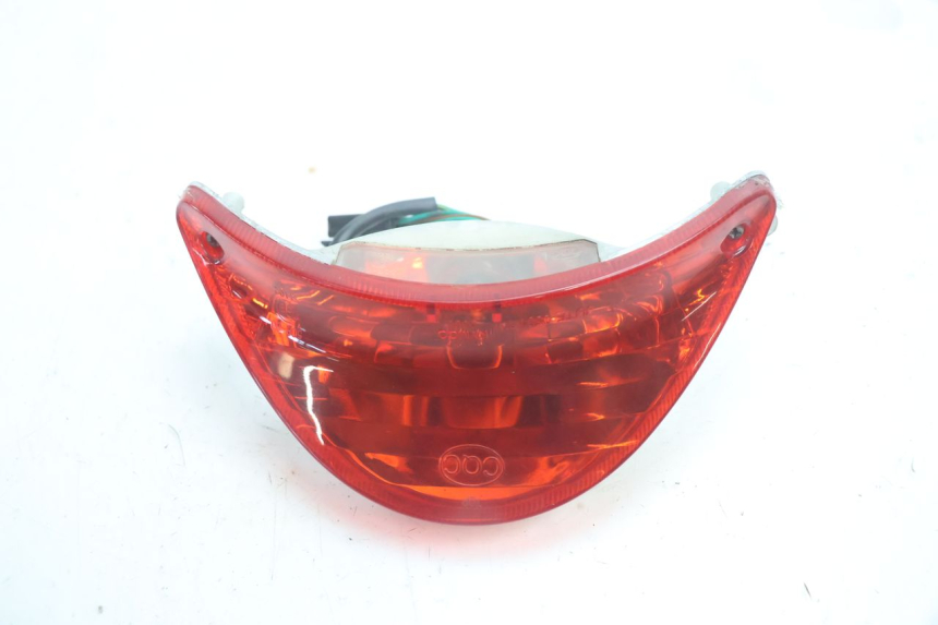 photo de Luz traseira KYMCO AGILITY 4T 50 (2005 - 2018) - Detalhe da peça