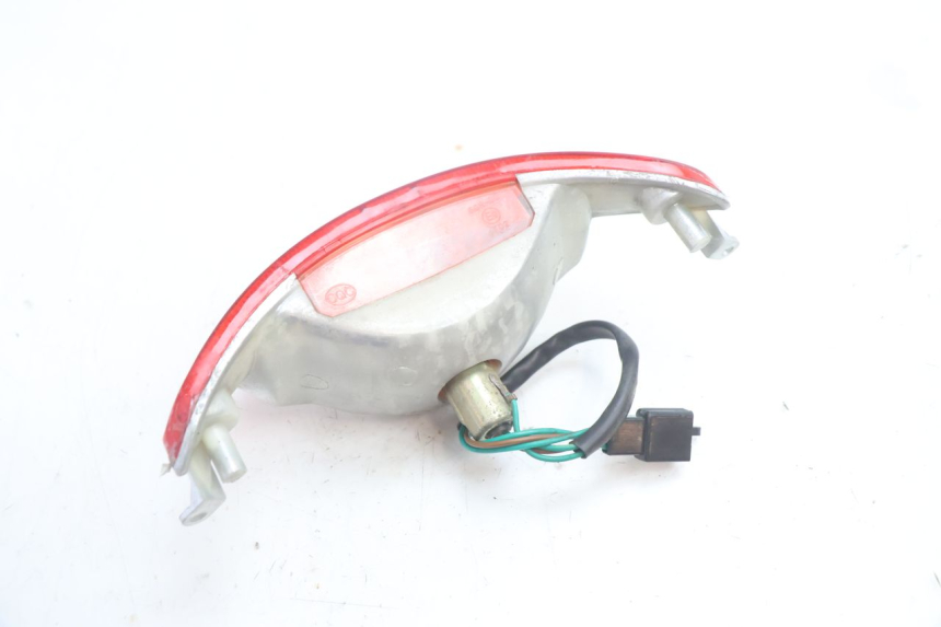 photo de Luz traseira KYMCO AGILITY 4T 50 (2005 - 2018) - Zoom do estado de desgaste
