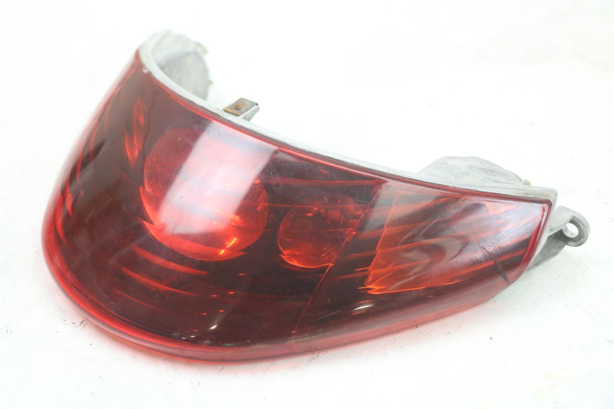photo de Luz traseira PIAGGIO BEVERLY 125 (1998 - 2005) - Zoom do estado de desgaste