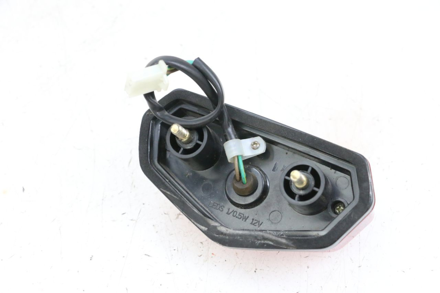 photo de Luz traseira MAG POWER BOMBERS 4T 50 (2016 - 2026) - Zoom do estado de desgaste