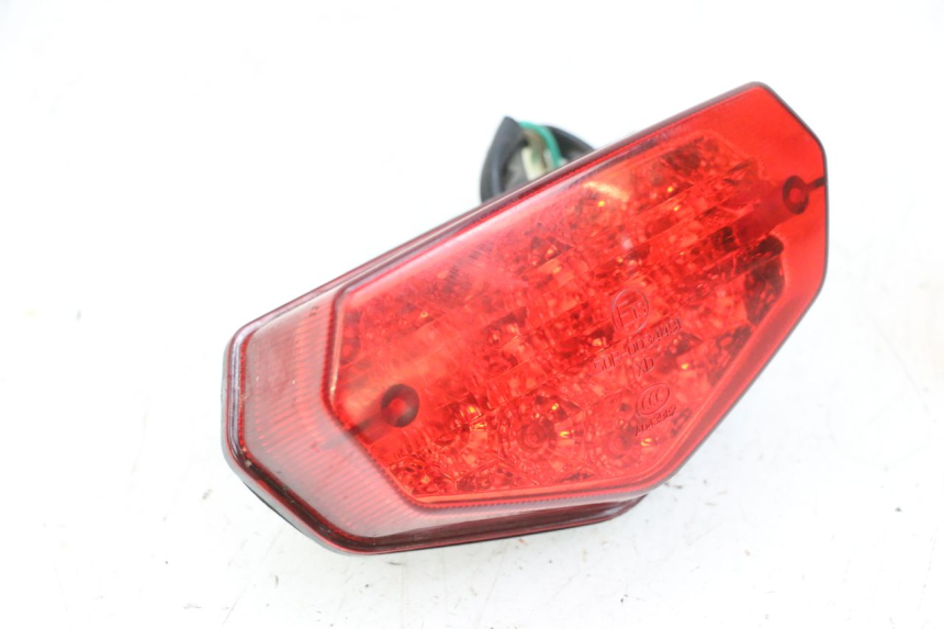 photo de Luz traseira MAG POWER BOMBERS 4T 50 (2016 - 2026) - Pontos de fixação