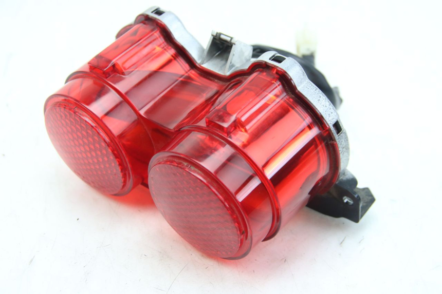 photo de Luz traseira YAMAHA BW'S BWS 125 (2010 - 2013) - Zoom do estado de desgaste