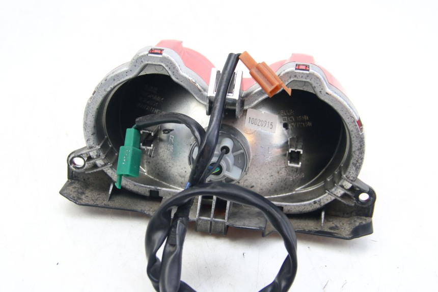 photo de Luz traseira YAMAHA BW'S BWS 125 (2010 - 2013) - Ampliação técnica