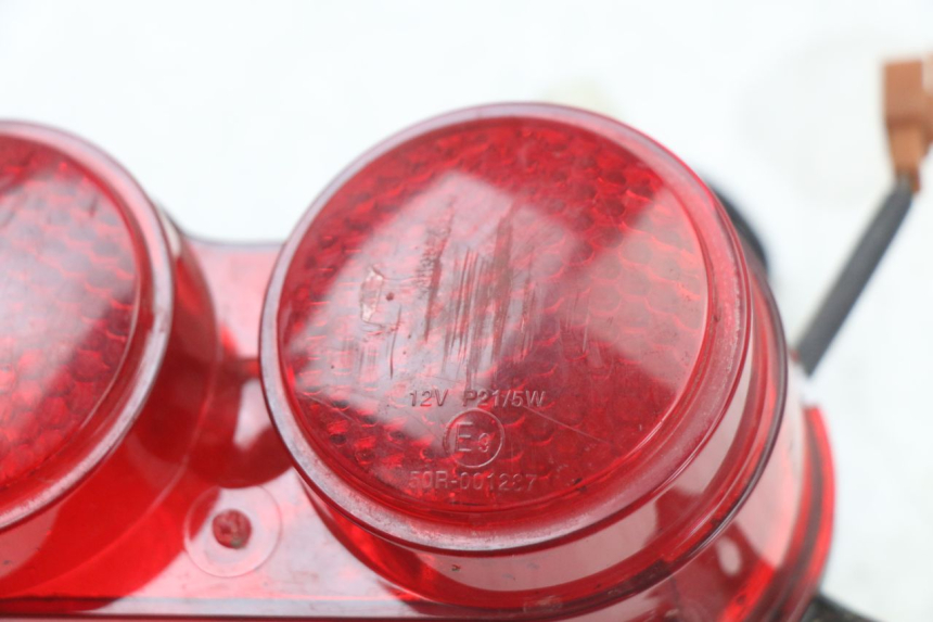 photo de Luz traseira YAMAHA BW'S BWS 125 (2010 - 2013) - Vista geral