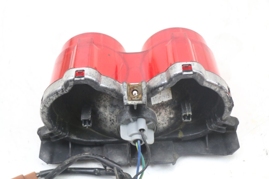 photo de Luz traseira YAMAHA BW'S BWS 125 (2010 - 2013) - Peça verificada
