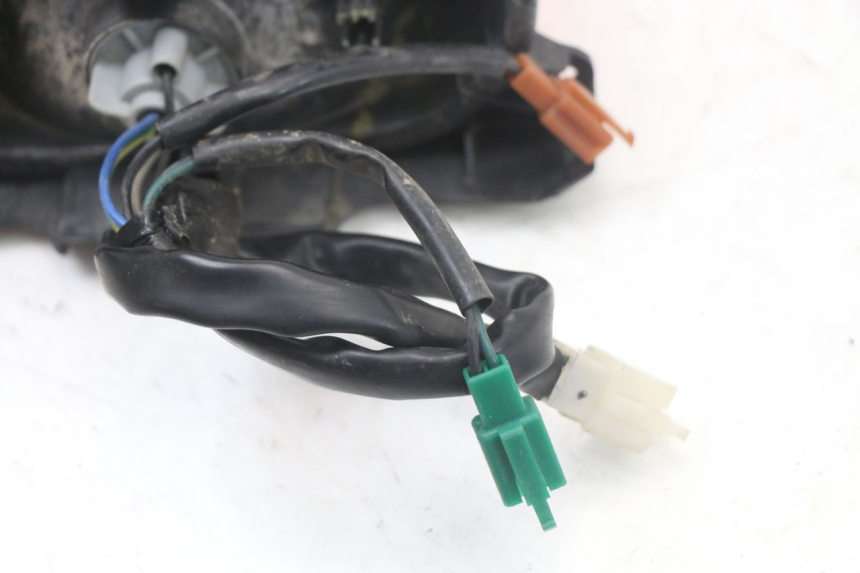 photo de Luz traseira YAMAHA BW'S BWS 125 (2010 - 2013) - Marcações e referências