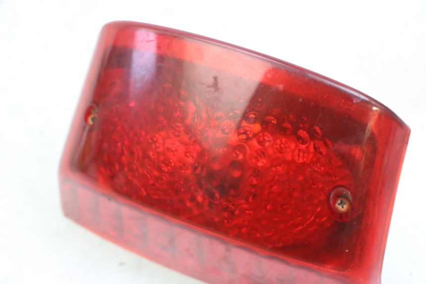 photo de Luz traseira YAMAHA BW'S EASY 50 (2013 - 2016) - Zoom do estado de desgaste