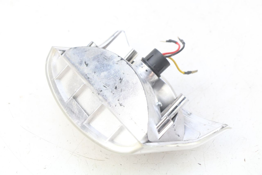 photo de Luz traseira YAMAHA BW'S NAKED 50 (2008 - 2019) - Detalhe da peça
