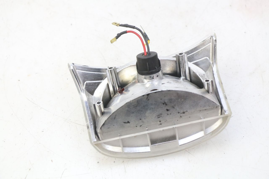 photo de Luz traseira YAMAHA BW'S NAKED 50 (2008 - 2019) - Vista geral