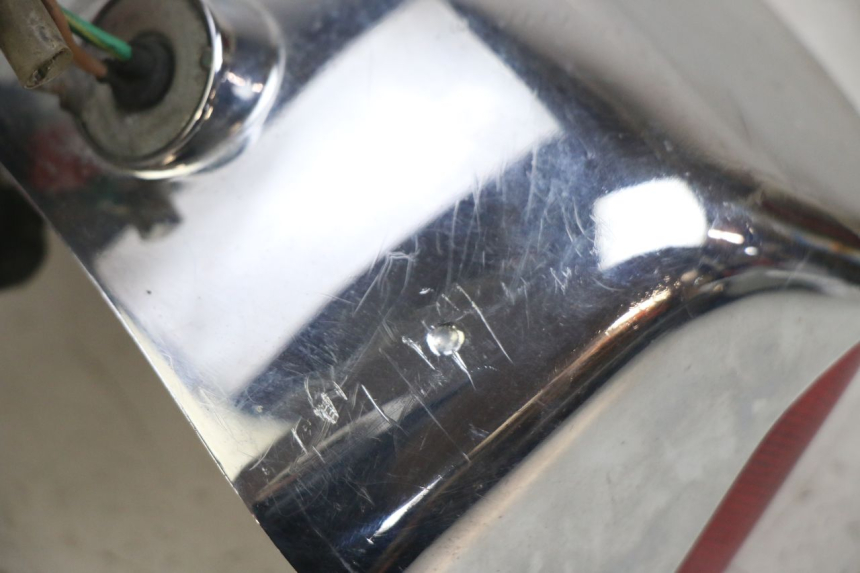 photo de Luz traseira HONDA CA REBEL 125 (1995 - 2001) - Zoom do estado de desgaste