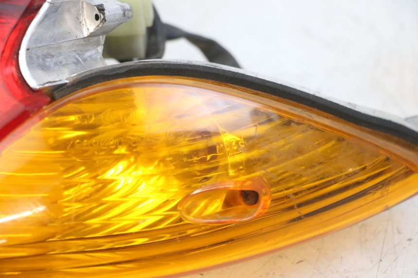 photo de Luz traseira HONDA CBF 500 (2004 - 2007) - Vista geral