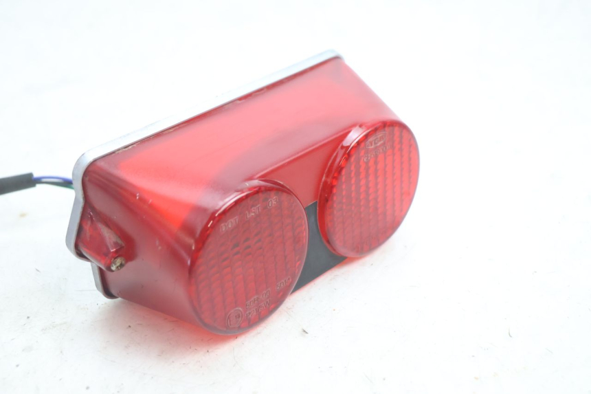 photo de LUZ TRASEIRA TGB CITY RS 50 (2011 - 2016) - Zoom do estado de desgaste