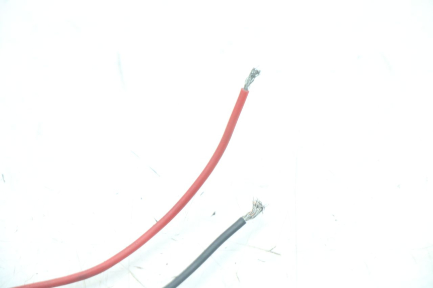 photo de Luz traseira DERBI SENDA SM DRD X-TREME 50 (2011 - 2017) - Pontos de fixação