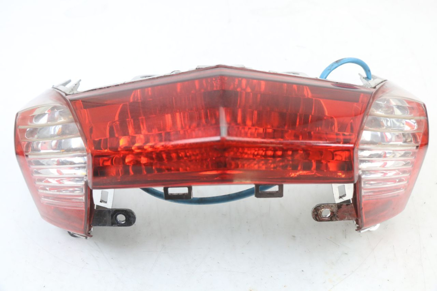photo de Luz traseira KYMCO DINK STREET ABS 125 (2011 - 2018) - Zoom do estado de desgaste