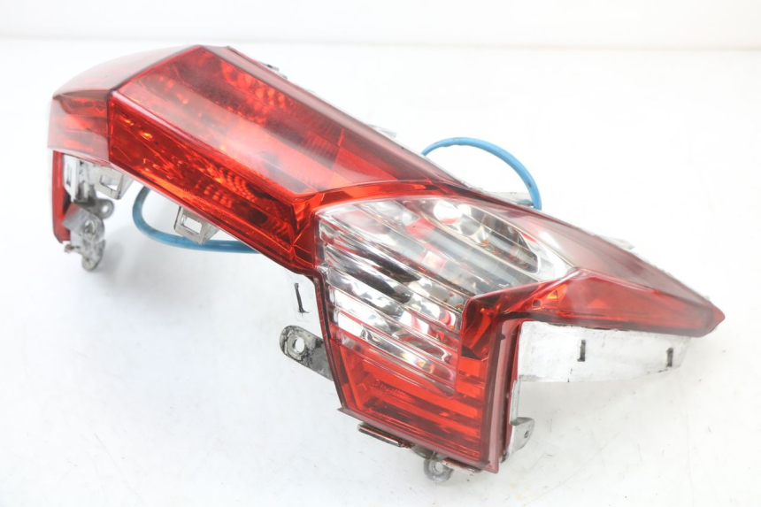 photo de Luz traseira KYMCO DINK STREET ABS 125 (2011 - 2018) - Ampliação técnica