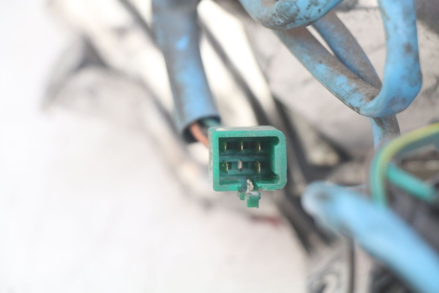 photo de Luz traseira KYMCO DINK STREET 125 (2009 - 2014) - Zoom do estado de desgaste