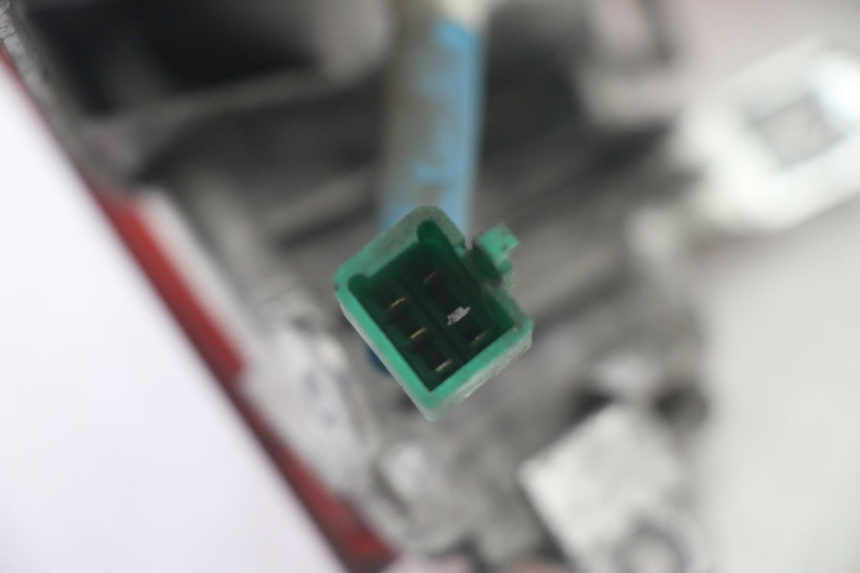 photo de Luz traseira KYMCO DINK STREET 125 (2009 - 2014) - Vista do produto
