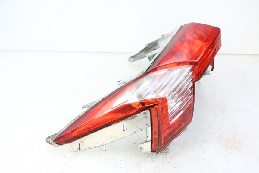 photo de Luz traseira KYMCO DINK STREET 125 (2009 - 2014) - Vista do produto