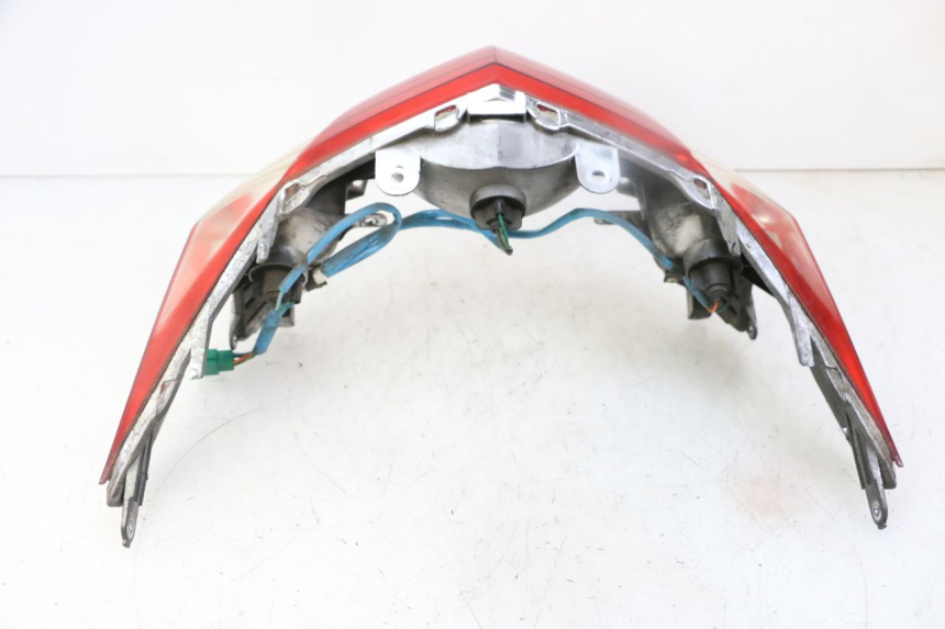 photo de Luz traseira KYMCO DINK STREET 125 (2009 - 2014) - Vista de perto