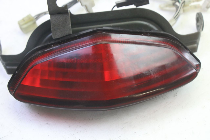 photo de Luz traseira SUZUKI DL V STROM 1000 (2002 - 2007) - Zoom do estado de desgaste