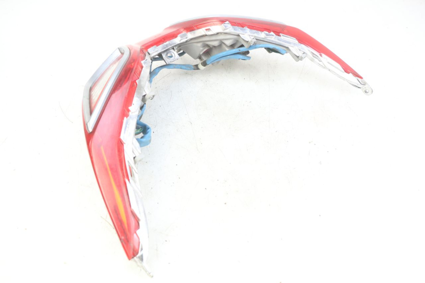 photo de Luz traseira KYMCO DOWNTOWN ABS 125 (2015 - 2017) - Detalhes característicos