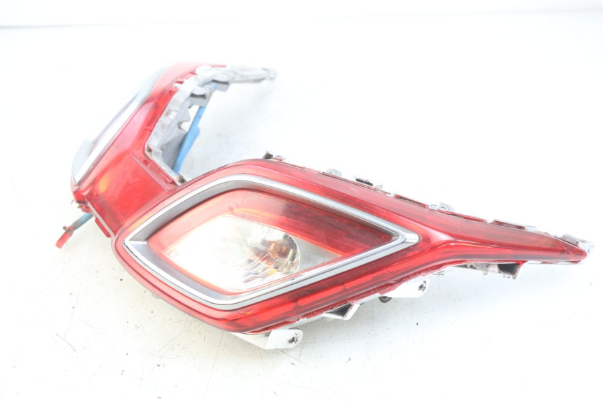 photo de Luz traseira KYMCO DOWNTOWN ABS 125 (2015 - 2017) - Ampliação dos componentes