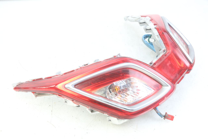 photo de Luz traseira KYMCO DOWNTOWN ABS 125 (2015 - 2017) - Vista de perto
