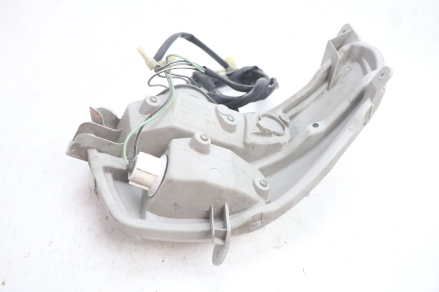 photo de LUZ TRASEIRA DIREITA SUZUKI BURGMAN EXECUTIVE ABS 650 (2006 - 2012) - Estado da superfície