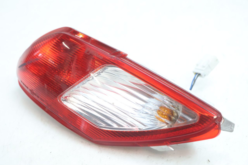 photo de FAROL TRASEIRO DIREITO PIAGGIO MP3 LT 300 (2010 - 2016) - Ampliação técnica