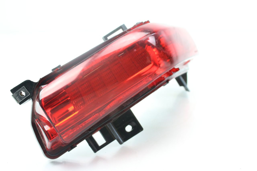 photo de FAROL TRASEIRO DIREITO PIAGGIO MP3 500 (2014 - 2017) - Vista principal
